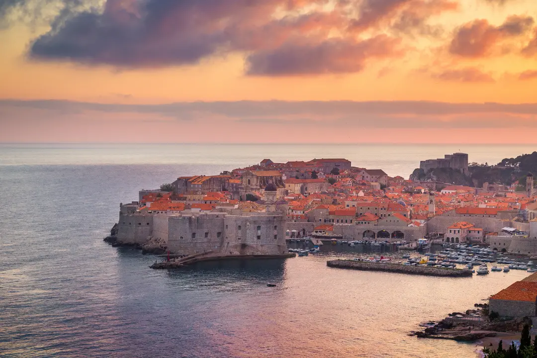 Why You Should Hire a Tour Guide in Dubrovnik Tour guide Dubrovnik